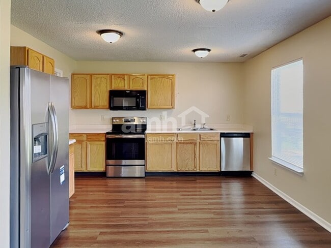 Building Photo - 1722 Brassica Way