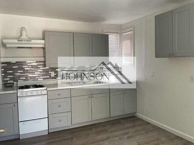 Foto del edificio - 214 W Carlton Wy