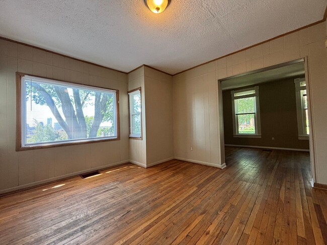 Foto del edificio - 660 5th St E