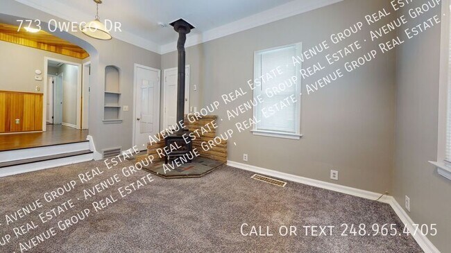 Foto del edificio - 773 Owego Dr