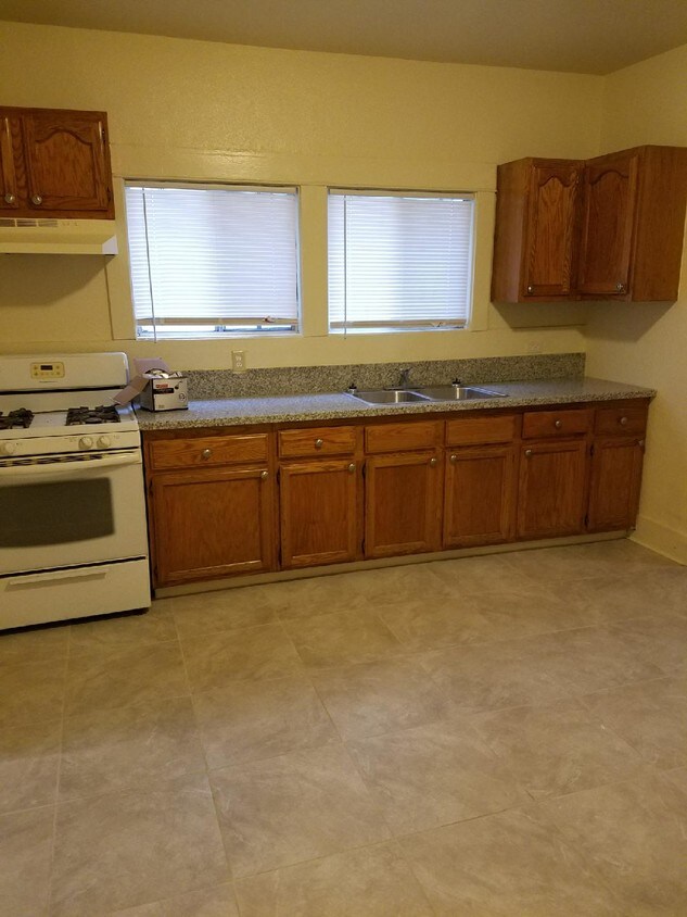 Foto principal - 807 Atlantic Ave