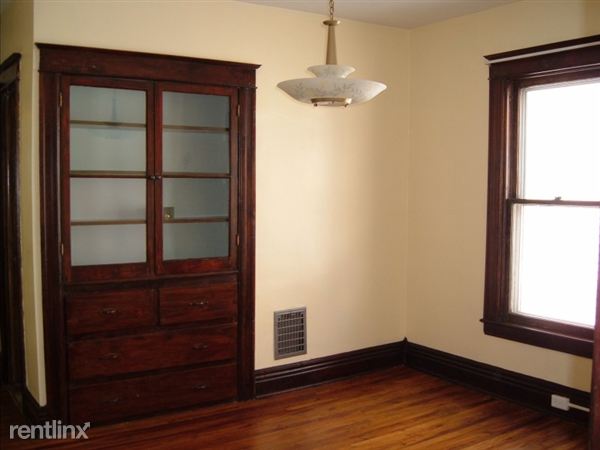 Building Photo - 11 Linden Ave