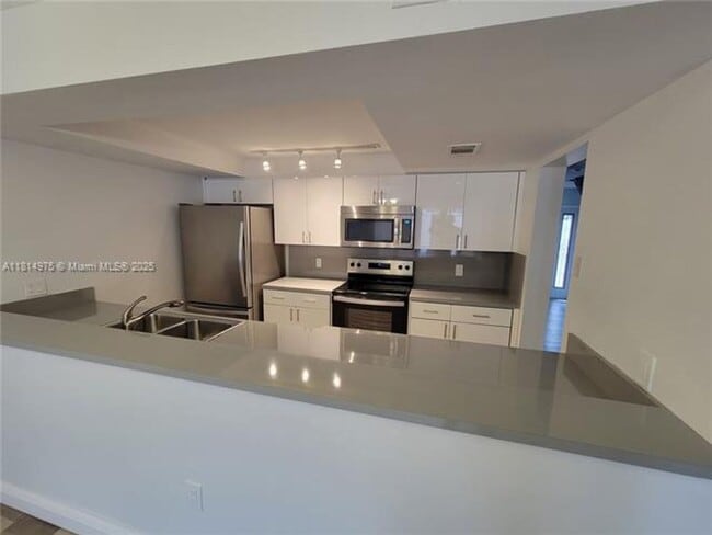 Building Photo - 13390 SW 91st Terrace