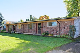 Building Photo - 4110-4116-4116 N Willis Blvd