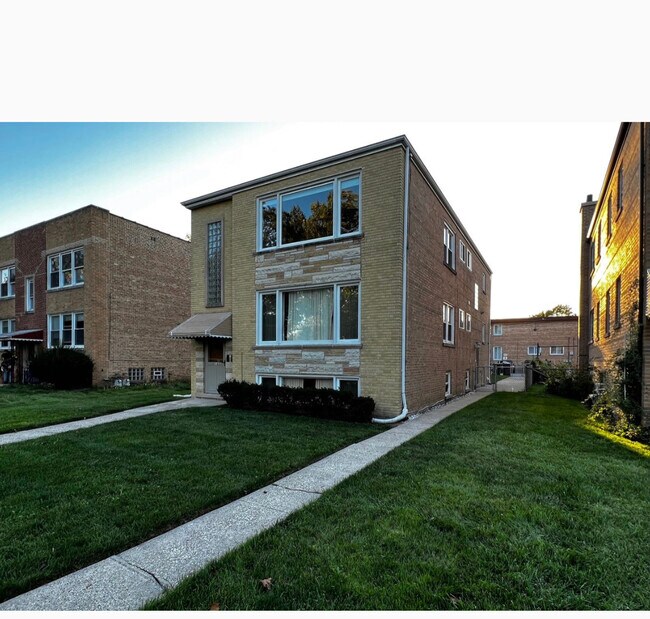 Building Photo - 8316 Knox Ave