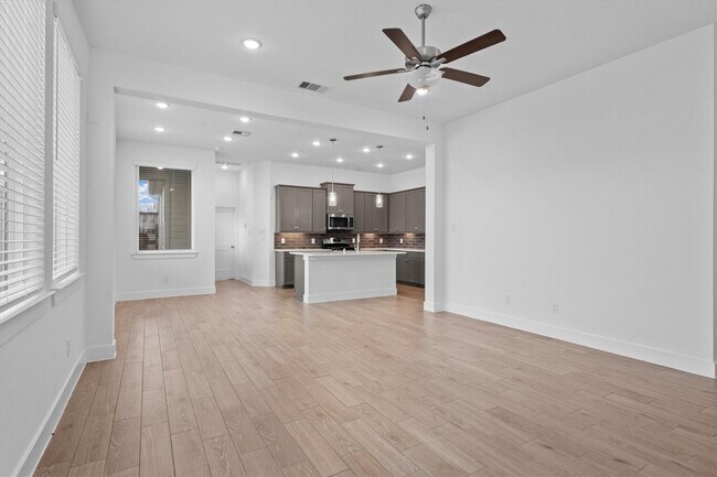 Foto del edificio - 120 Red Cascade Trl