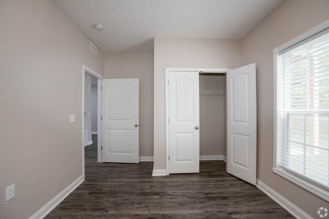 Building Photo - 4563 Wal Valley Way