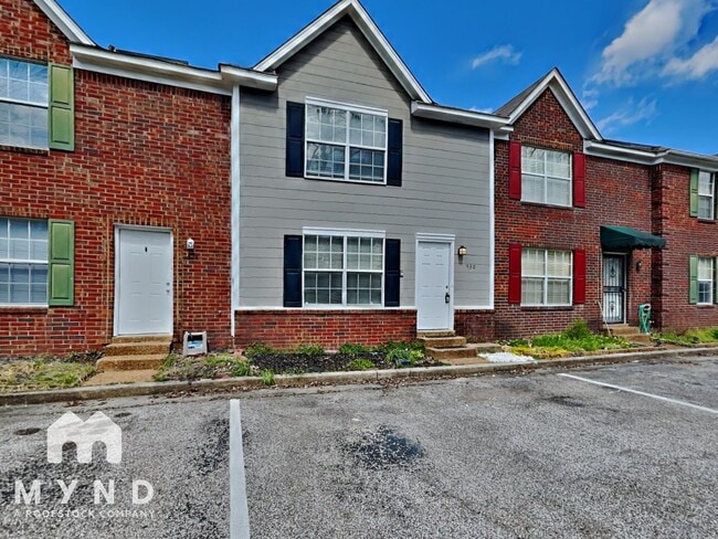 Building Photo - 530 Creekwood Cir S