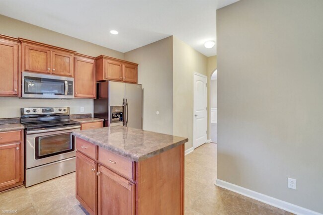 Building Photo - 4 br, 2.5 bath House - 370 Murray Crossing...