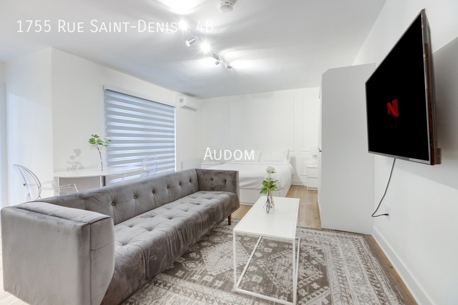 Primary Photo - 1755 R. Saint-Denis