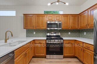 Building Photo - 109 Anemone Cir