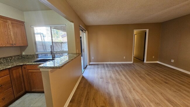 Building Photo - 7934 Mission Center Ct