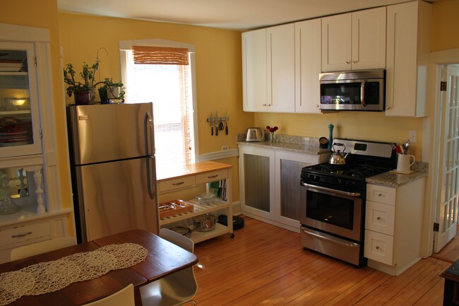 Foto del edificio - 4903 N Hoyne Ave