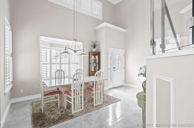 Foto del edificio - 2056 Windward Way