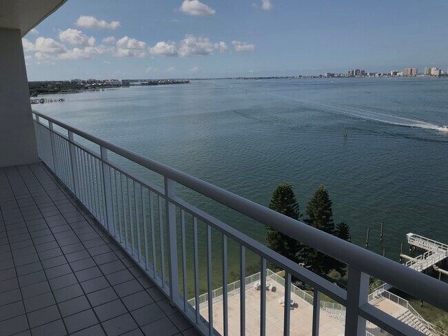 View From Bedroom Balcony - 100 Pierce St
