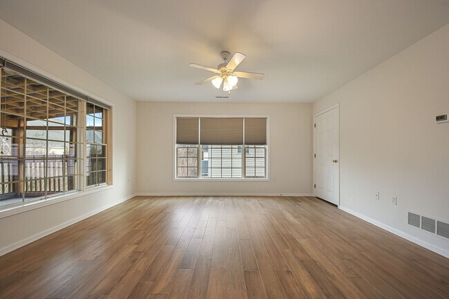 Foto del edificio - 93 Wyatt St