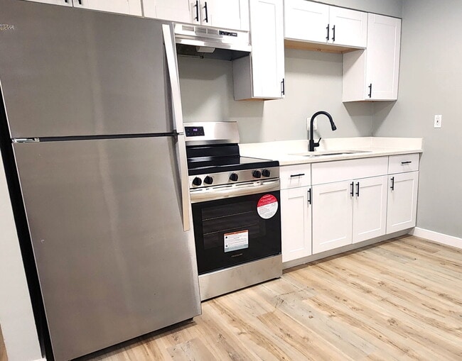 Building Photo - Updated 1BR in North Phoenix – New Kitchen...