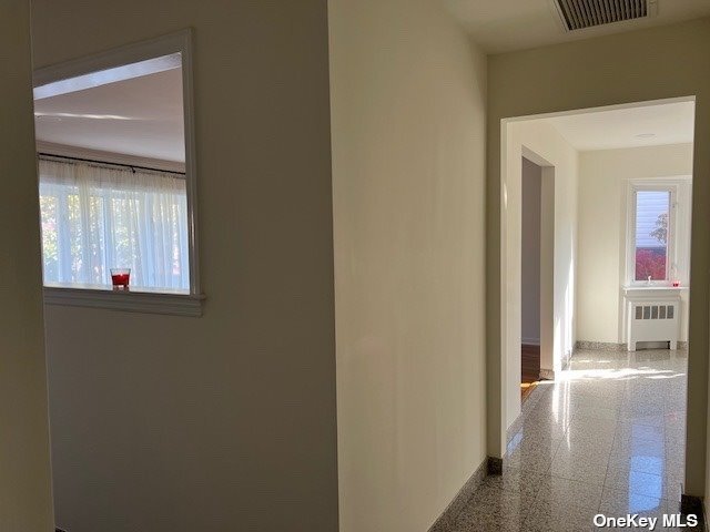 Foto del edificio - 48 Frost Pond Rd