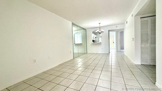 Building Photo - 2125 NW 77th Way