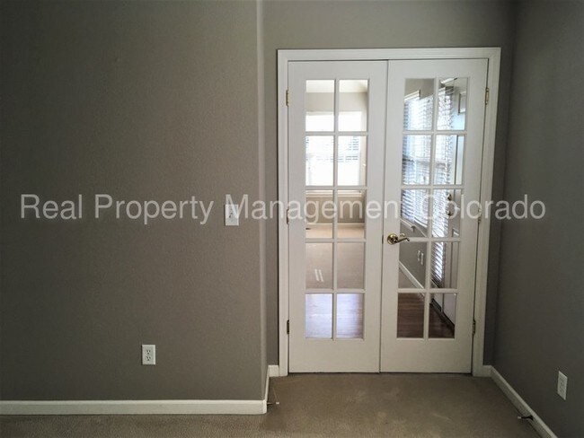 Building Photo - Lovely Townhome in Littleton
