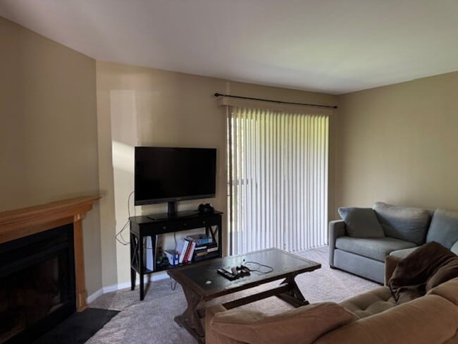 Building Photo - Condo Located at Borden Commons