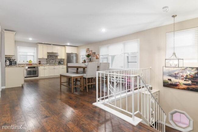 Foto del edificio - 9447 Kelvin Ln