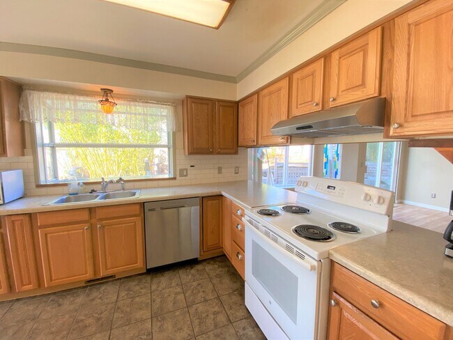 Foto del edificio - Convenient Auburn home