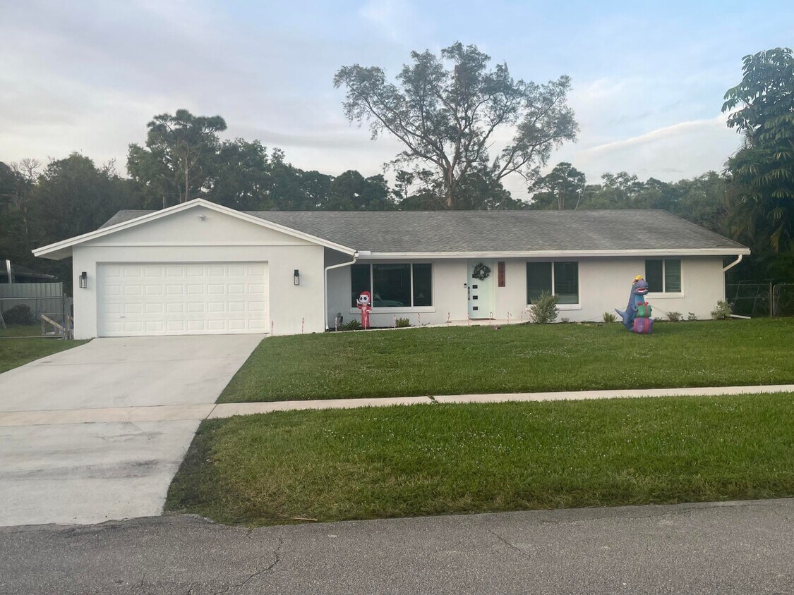 7673 Oakmont Dr, Lake Worth Beach, FL 33467 House Rental in Lake