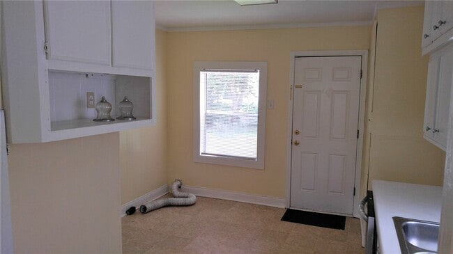 Foto del edificio - 2309 35th Ave N