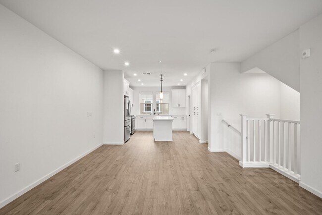 Building Photo - 570 St Remi Ter