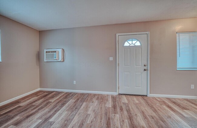 Building Photo - 2735 Joyce Ave