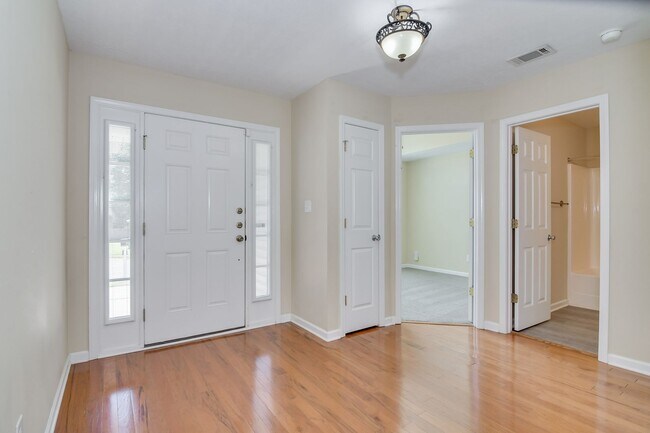 Building Photo - Beautiful Ranch in Grovetown!