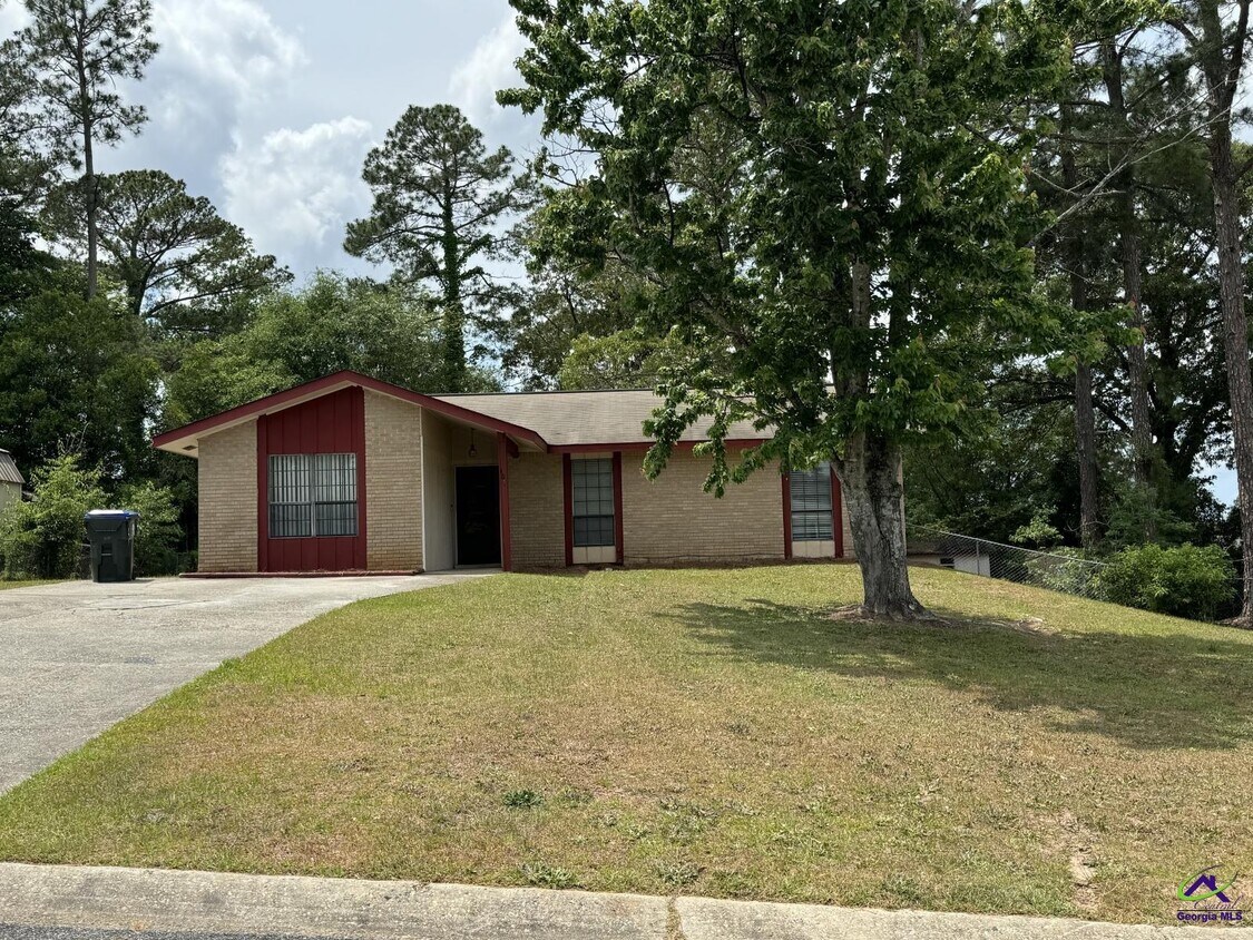 Foto principal - 107 Turtle Creek Dr