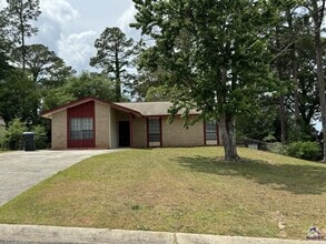 Building Photo - 107 Turtle Creek Dr