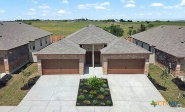 Building Photo - 1144 Stanley Wy