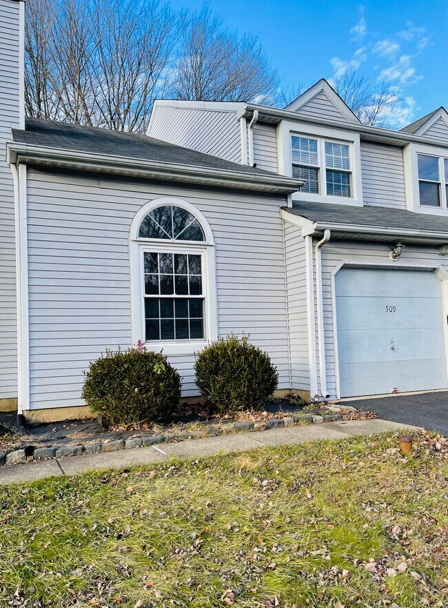 Foto del edificio - 509 Leon Cir