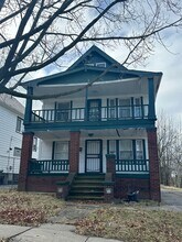 Building Photo - 10610 Lamontier Ave