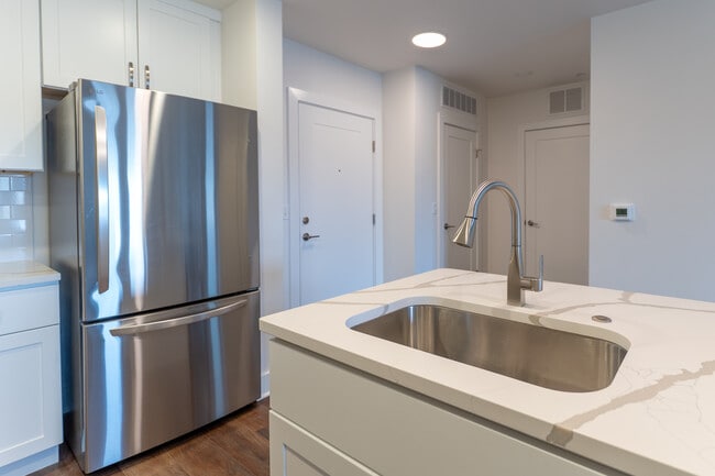 Building Photo - Gurnee Glen Apartments