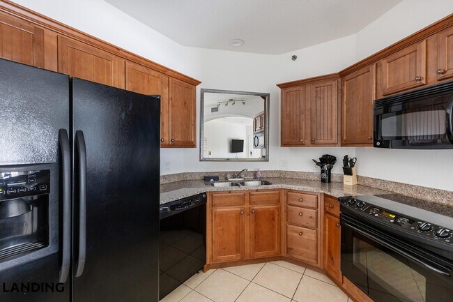 Foto del edificio - 20050 Oak Rd E