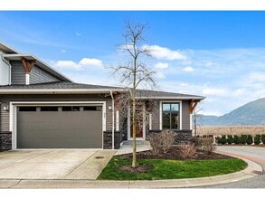 Building Photo - 43685 Chilliwack Mountain Rd