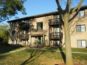 Building Photo - 547 Brookside Dr