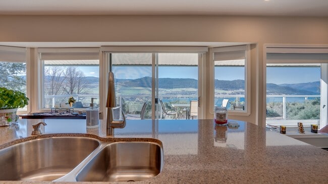 Building Photo - 7084 Appaloosa Way