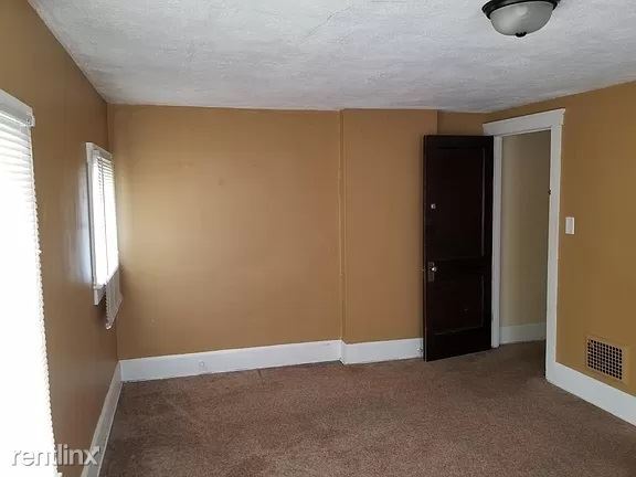 Foto del edificio - 3 br, 2 bath House - 474 E Cecil St