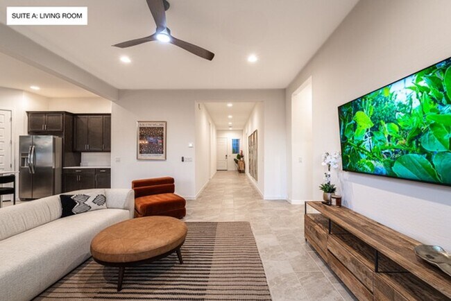 Foto del edificio - Fully furnished home! 3/2 plus a separate casita!