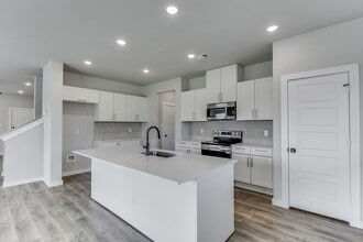 Building Photo - 4261 Clovis St