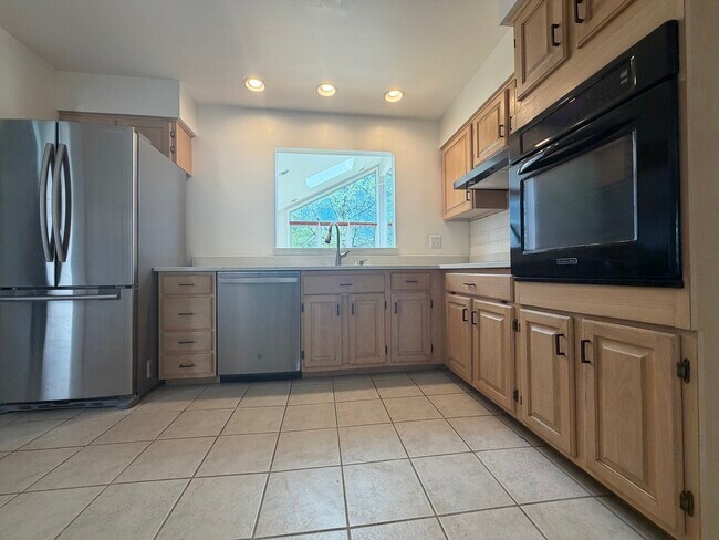 Foto del edificio - 1161 Parker Ln