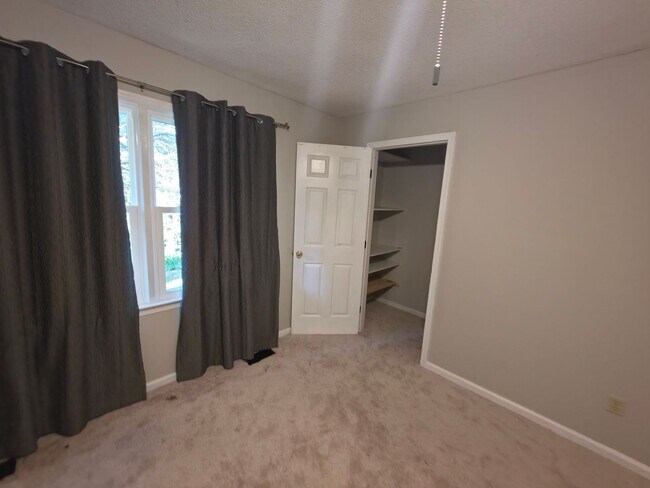 Foto del edificio - Beautiful Ranch Home in Newport News