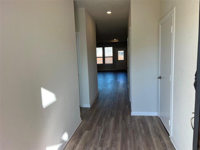 Building Photo - 101 Purple Sandpiper Ln