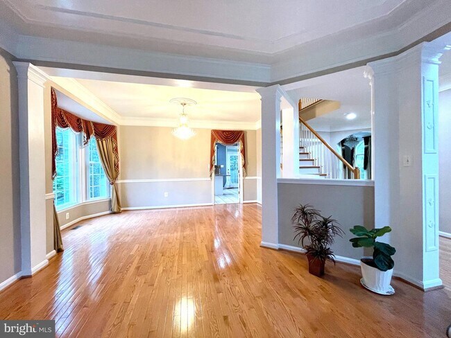 Building Photo - 42774 Summerhouse Pl