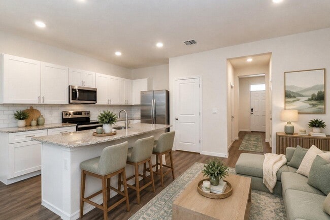 Building Photo - 11882 Mountain Retreat Ln